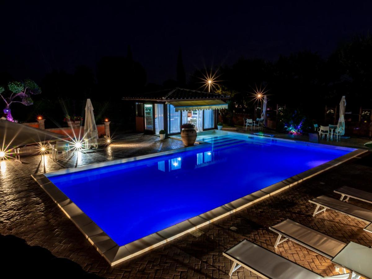 Bed and Breakfast Le Rose Nettuno Exterior foto