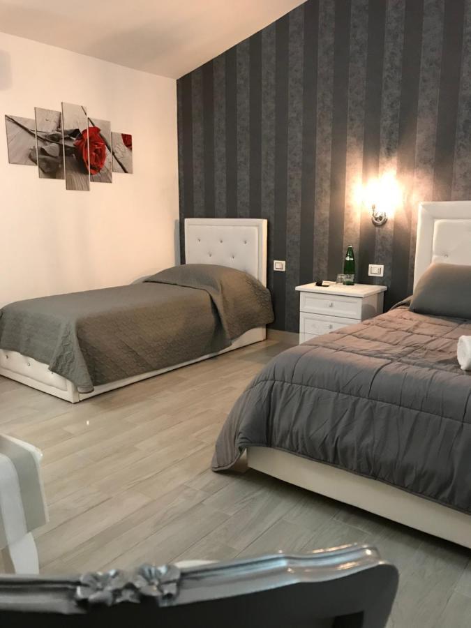 Bed and Breakfast Le Rose Nettuno Exterior foto