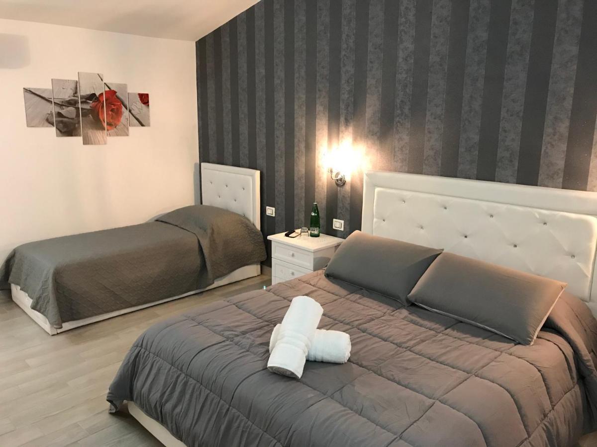 Bed and Breakfast Le Rose Nettuno Exterior foto